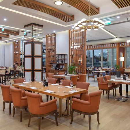 Doubletree By Hilton Istanbul Atasehir Hotel & Conference Centre 외부 사진